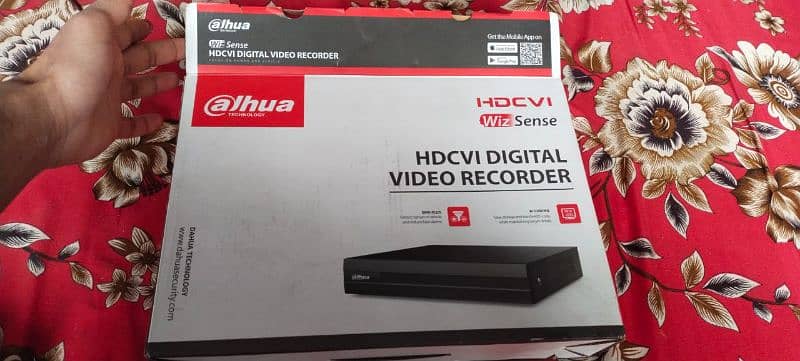 2 cameras with DVR 10by10 condition 5