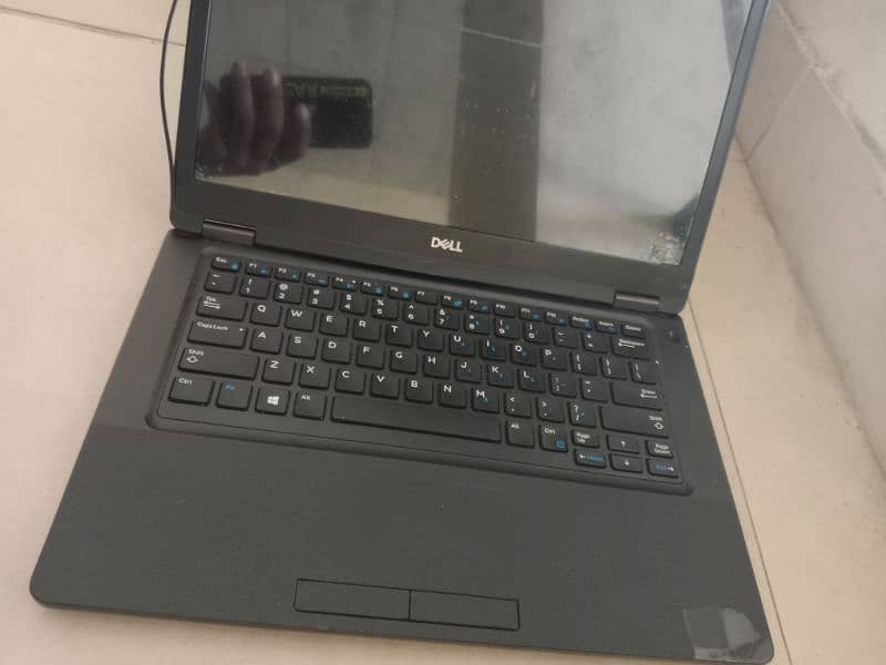 Dell Latitude Core i5 8th gen 3