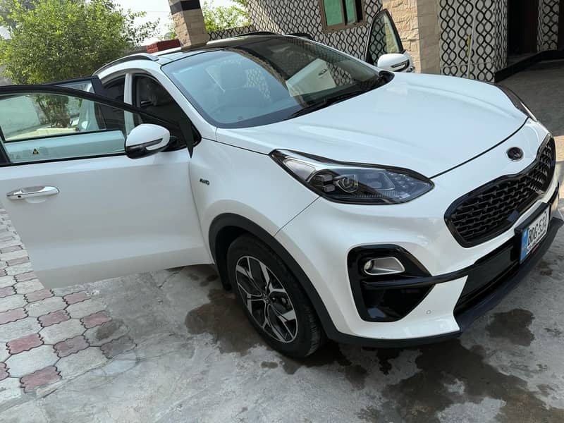 KIA Sportage (2024) model 3