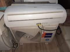 Haire 1.5ton dc inverter only 4month use .