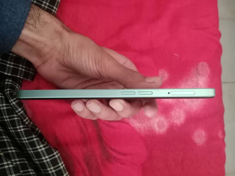 Oppo A57 4