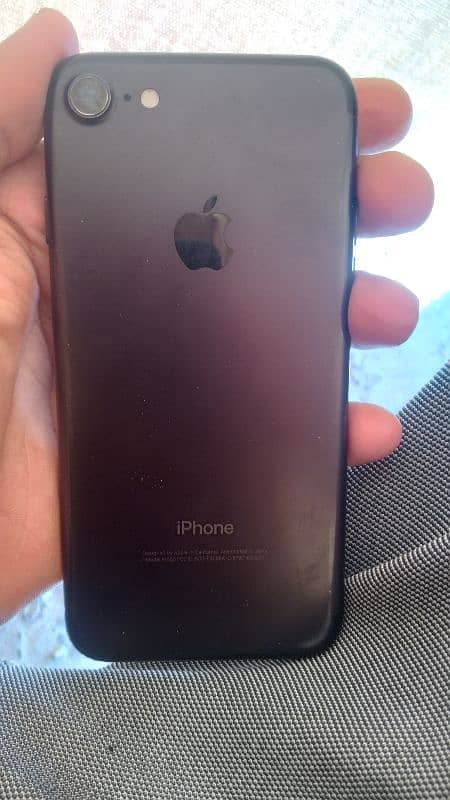 iphone 7 pta 32gb exchnge 03088413261 0