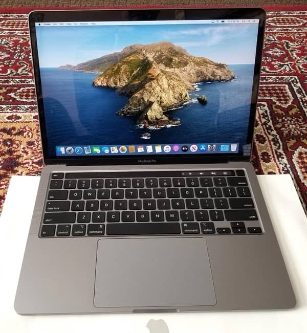 Apple MacBook Pro like new Condition with Touch Bar 10