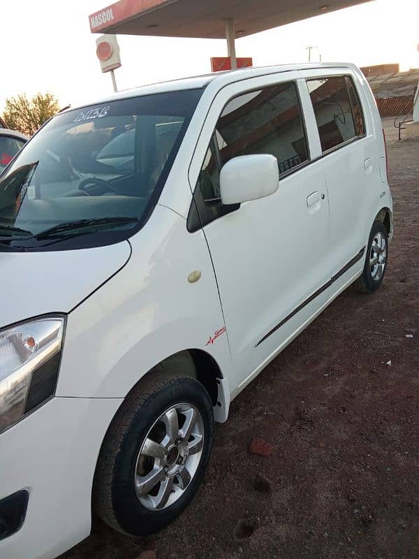 Suzuki Wagon R 2022 3