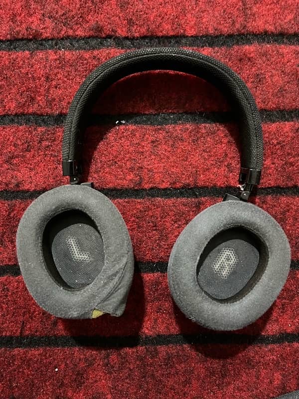 jbl headphone E55BT 1