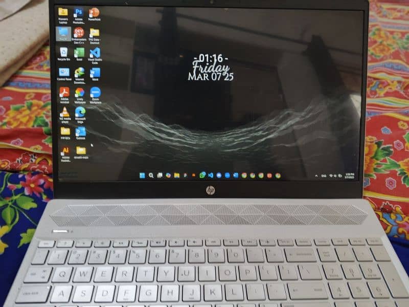 HP Pavilion 15 I5 10th Generation 4