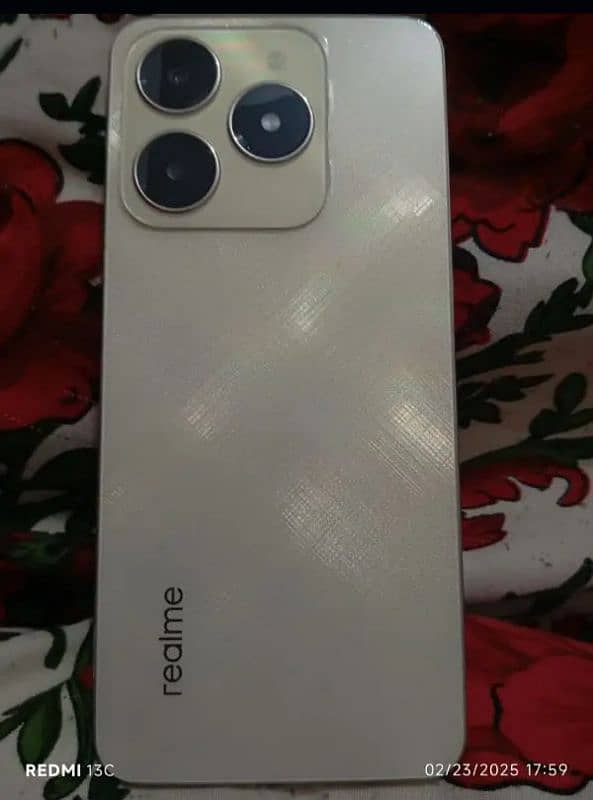 realme C61 brand new 0