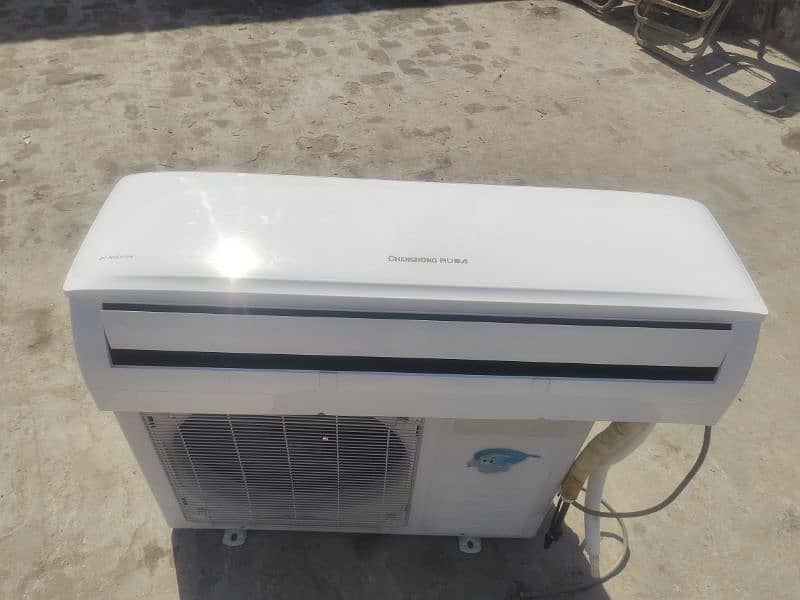 chnghonge ruba DC inverter 1.5 ton good condition. 3