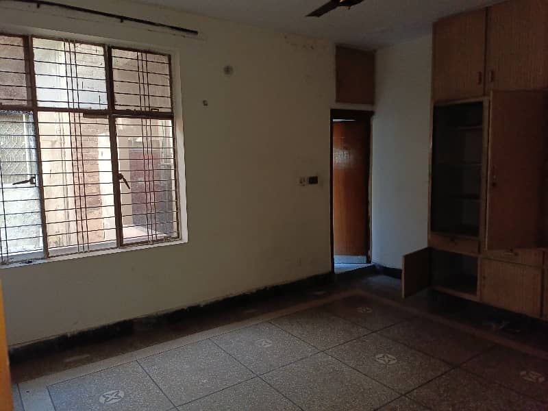 6 Marla 1st Portion For Rent(Near Decent School) 4