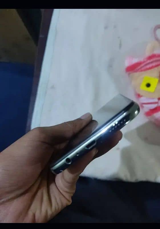 Vivo s1 like brand new phone panel change due to crack 2