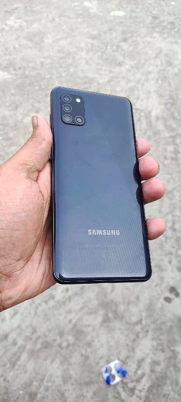 Samsung A31 like new 2