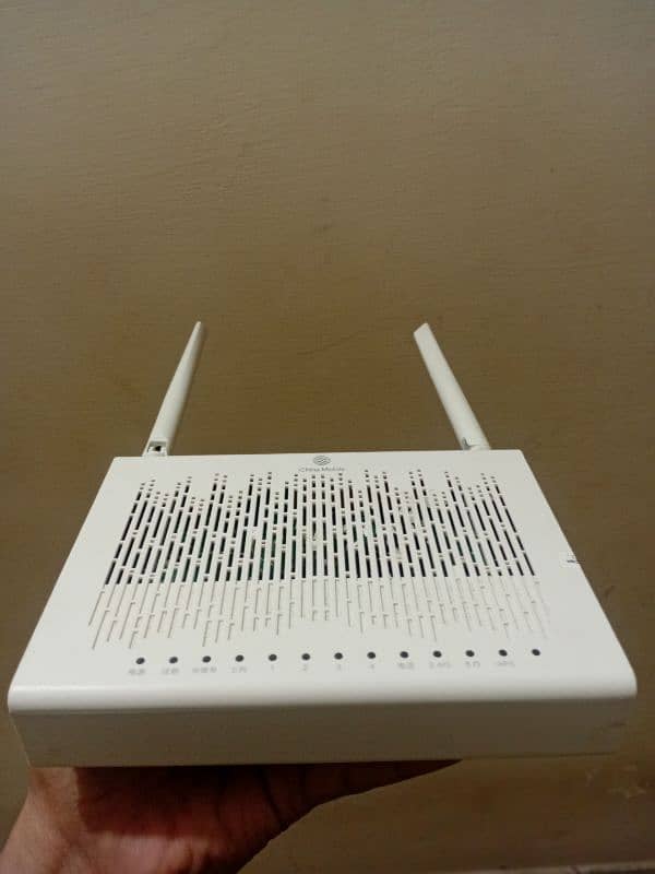 Xpon,Epon,Gpon Dual Band 2.4Ghz & 5Ghz Router used like new condition 5