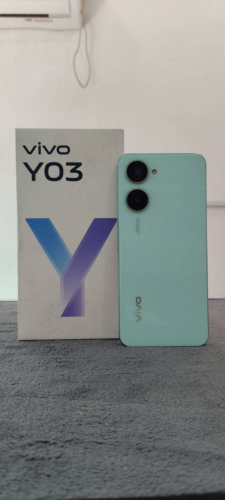 Vivo Y03T Mobile (4+4/64) Full Box 0