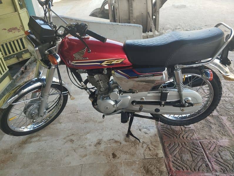 Honda 125 Special addition 1