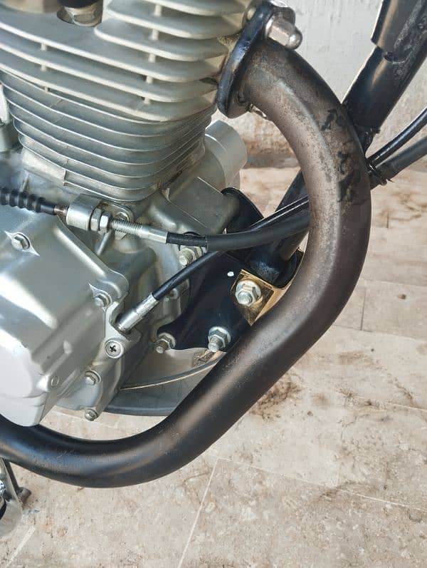 Honda 125 Special addition 7