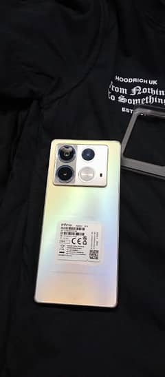 infinix note 40 10/10 condition all ok all asseries all box 2 month us