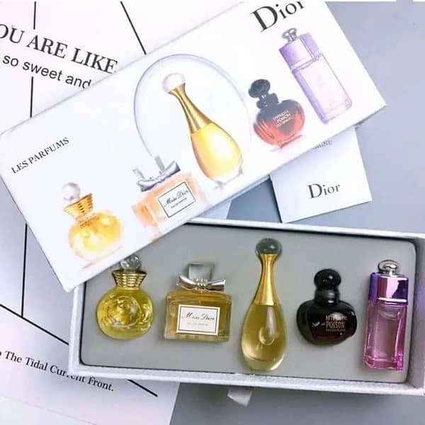 Dior Gift Set of Perfume Mini Fragrances 1