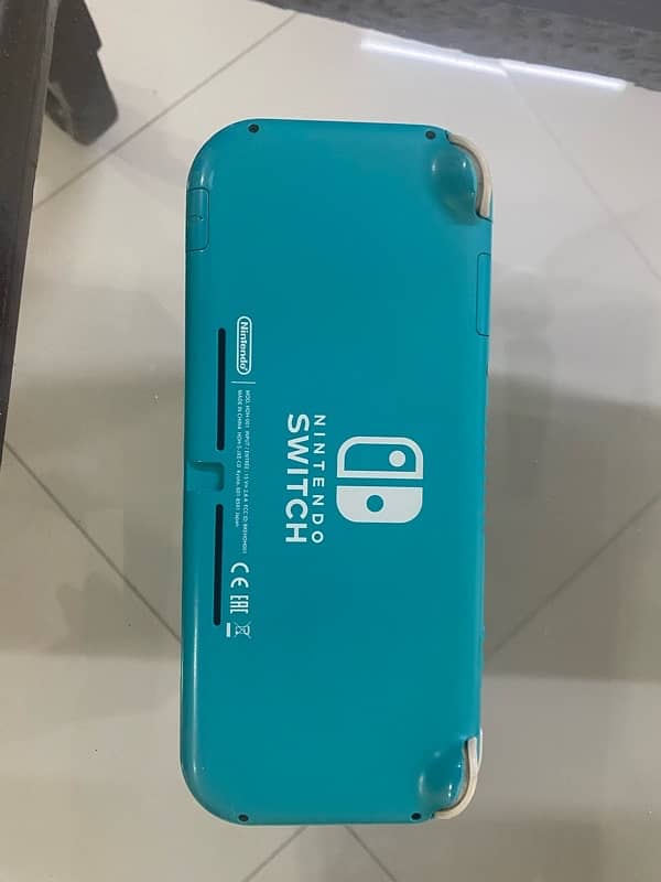 Nintendo switch lite 1