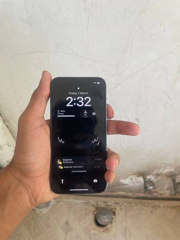 iPhone 13 pro jv 128gb 5