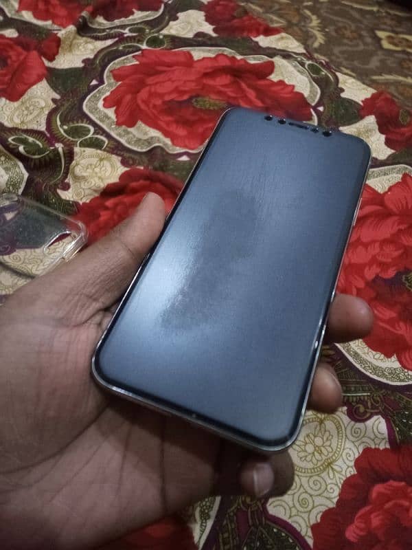 IPhone X non PTA 9