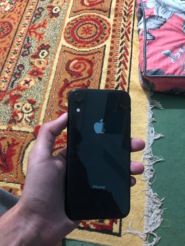 iPhone XR 0
