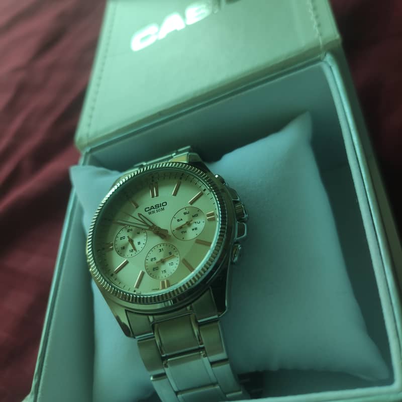 Casio watch 0