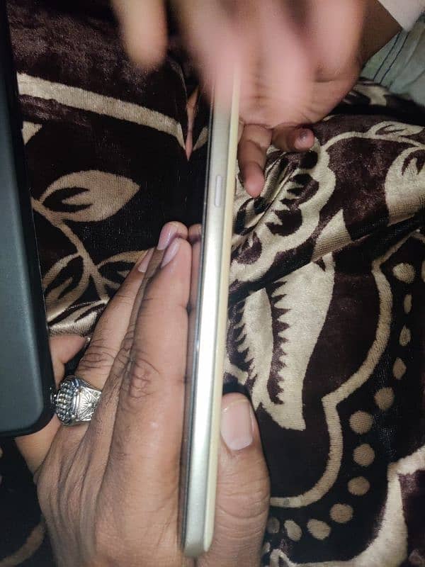 03705350925 whatsapp GAMMING DEVICE H 4