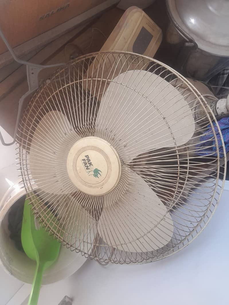 bracket pak fans for sale 1