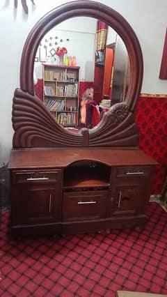 Dressing table