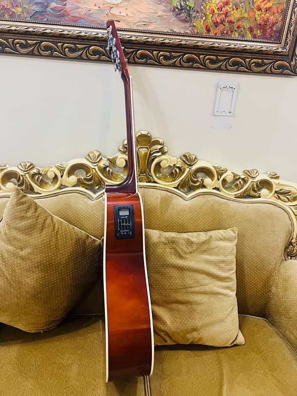 Phyx Semi Acoustic Guitar with Digital Tuner 2