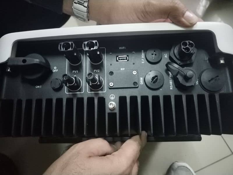 Solax & Growatt rinverter IP 65 (imported) 9