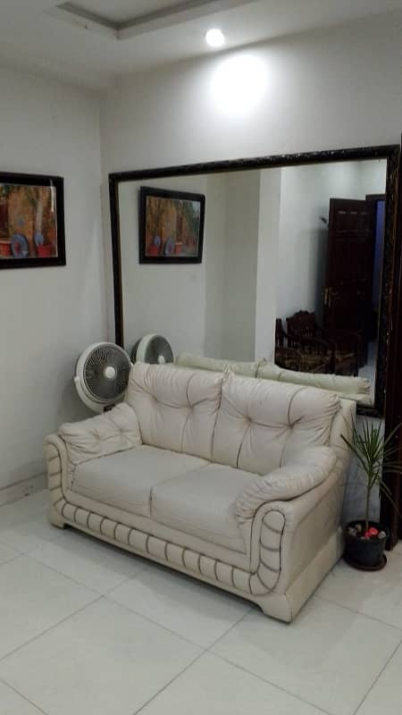 Vip furnished apartment daily basis and monthly basis for rent bahria town lahore 9