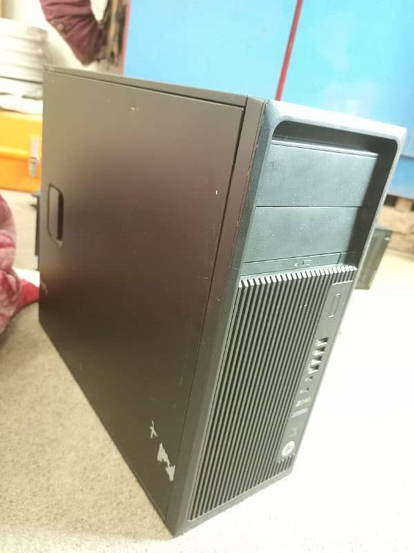 hp Z240 Tower PC work station i7 6th generation desktop 1