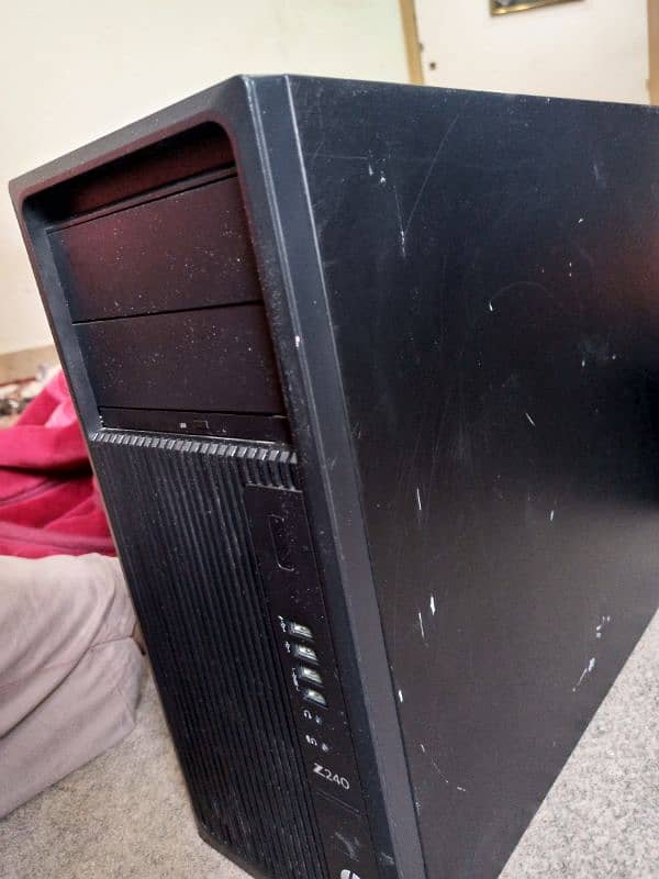 hp Z240 Tower PC work station i7 6th generation desktop 4