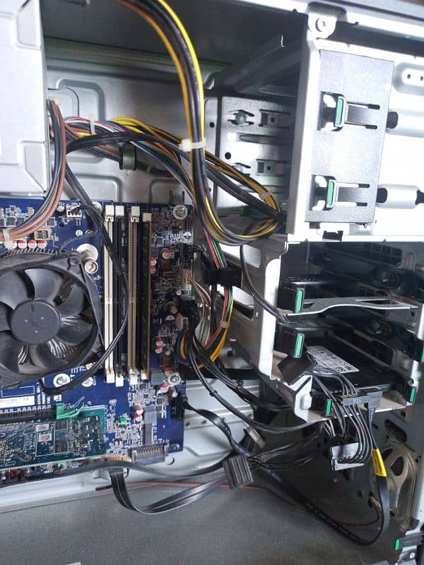 hp Z240 Tower PC work station i7 6th generation desktop 11