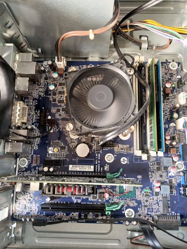 hp Z240 Tower PC work station i7 6th generation desktop 18