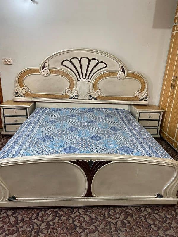 Lasani bed set/side table's/dressing table 0