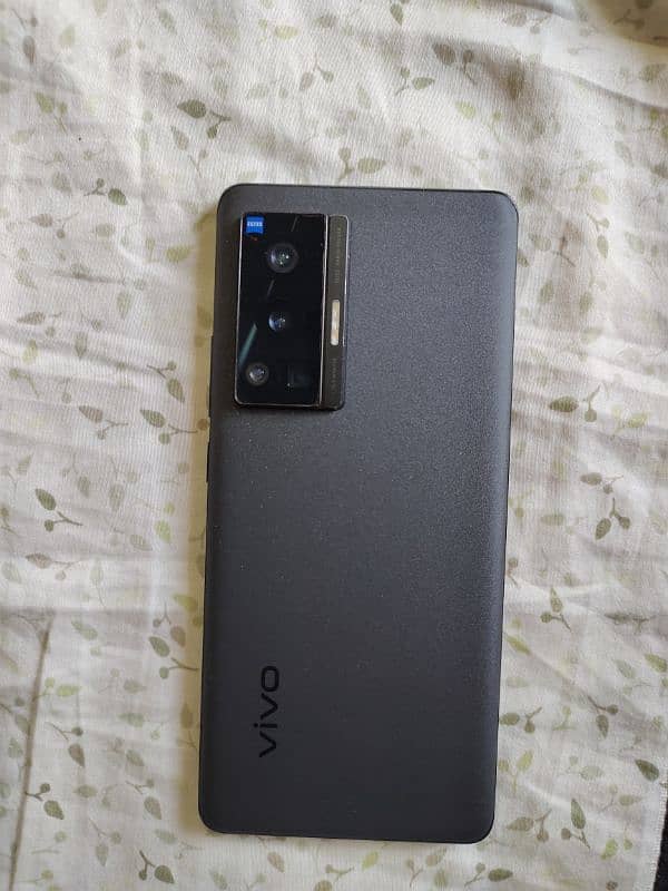 Vivo X70pro 4