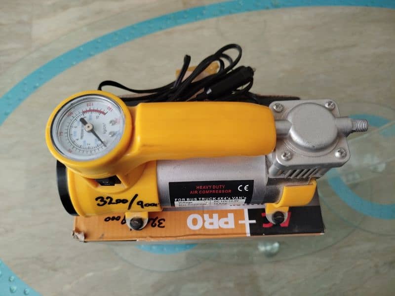 12 volt air pump fr car brand nw 0301.89. 15.241 1