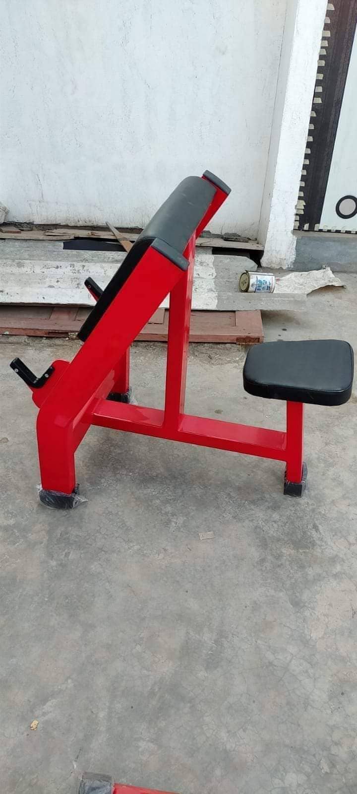 Preacher bench |Made. GLF |Guage 14|Commercial Gym setup 3