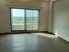 3 Bedroom 10 Marla Apartment in Hot Location Available for Rent D Block Askari 11 Lahore