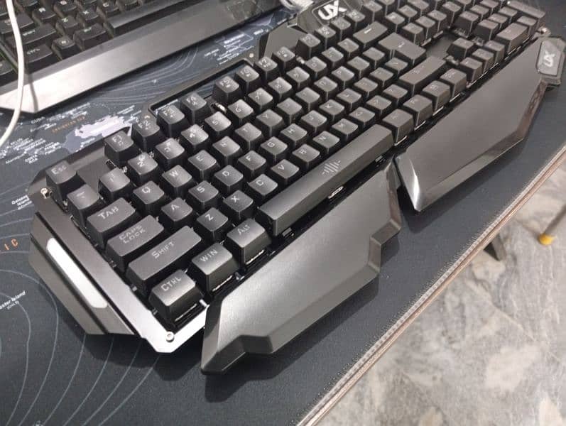 Uthink mechanical keyboard 8