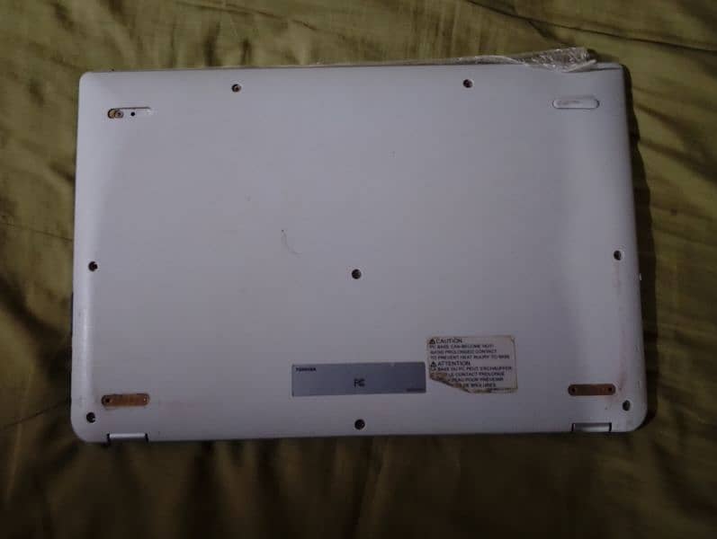 Toshiba Chromebook window 10 supported like new condition 10 by 10 3