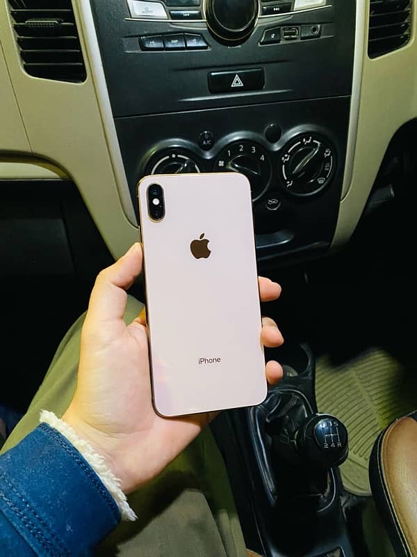 iphone xsmax 64gb gold 2