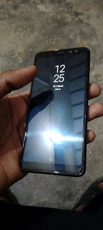 Samsung A8 0