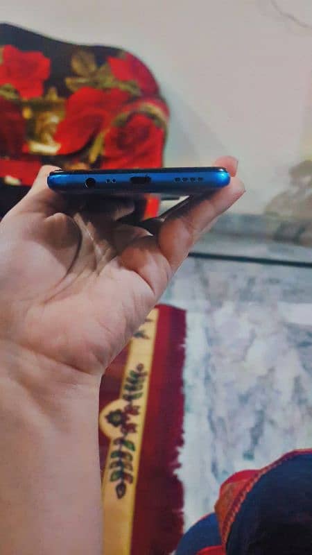 realme c3 mobile in 10/10 condition 4