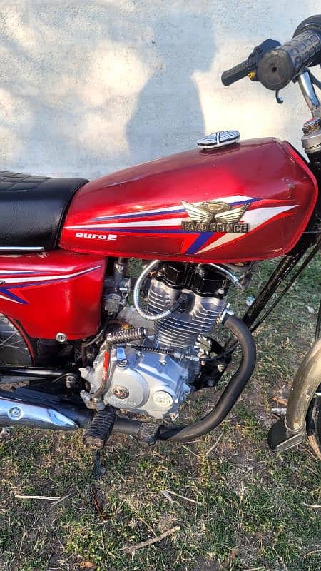 road prince 125 in good condition. 4