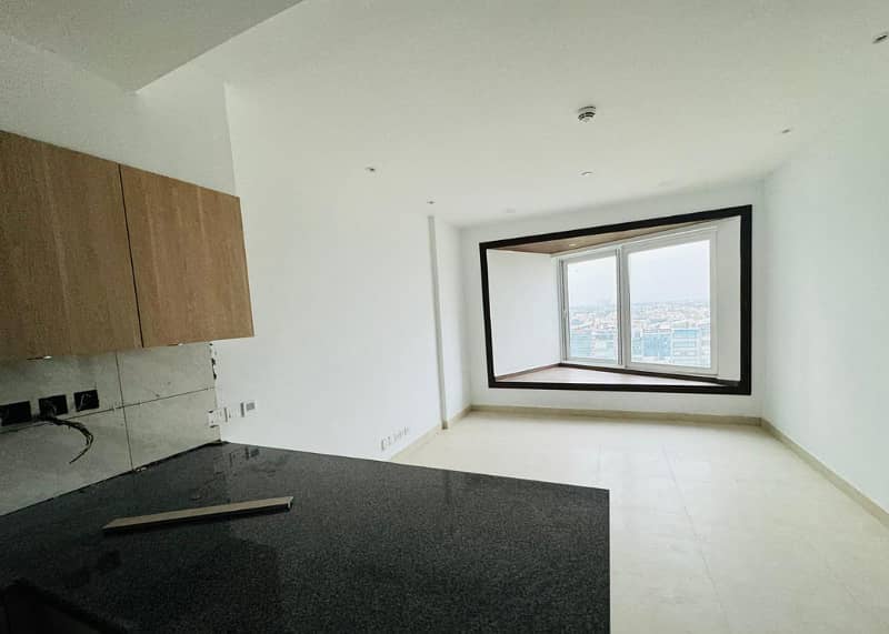 3 bedrooms apartment available for rent in DHA Phase 5 Penta square 9