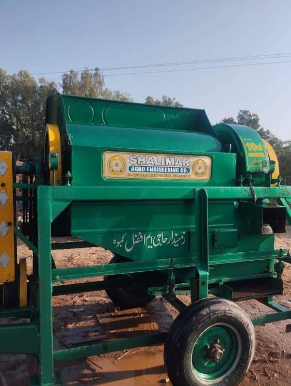 Wheat Thresher for sale 0