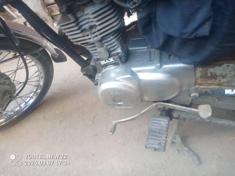 Honda 125cc bike 3
